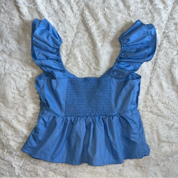 A&F Flutter Sleeve Peplum Top - Picture 2 of 4